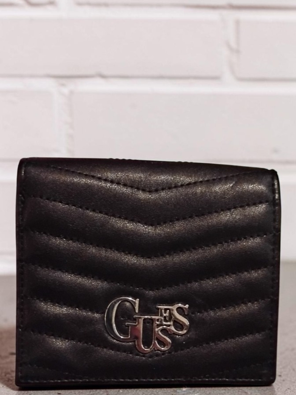 GUESS Black Chevron Quilted Bifold Compact Wallet Silver Script Logo NWOT